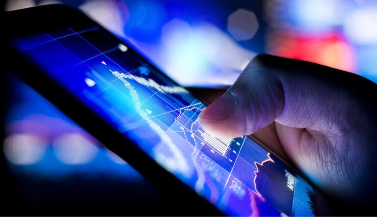 Market Uncertainty Splits M&A by Investment Horizon